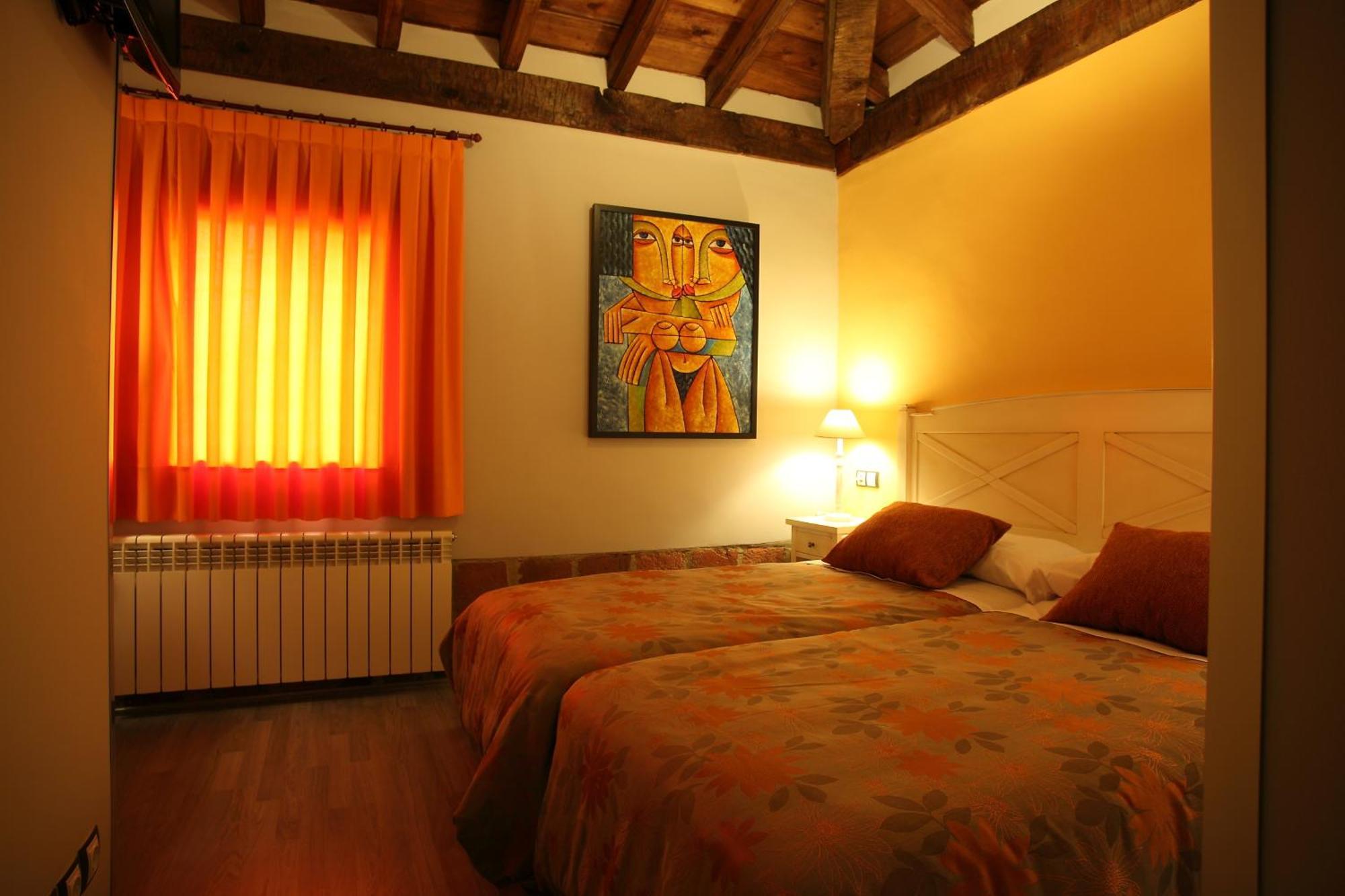 Douris Temple Hotell Soria Exteriör bild